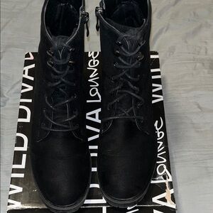 Wild Diva Men's Black Lace-Up Boots